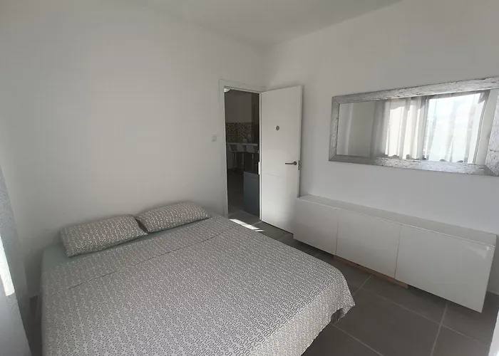 Club Paraiso For Holiday *